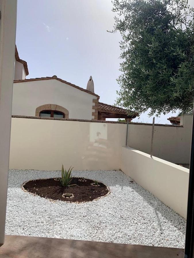 Le Caravelle Villa Portoscuso Exterior photo